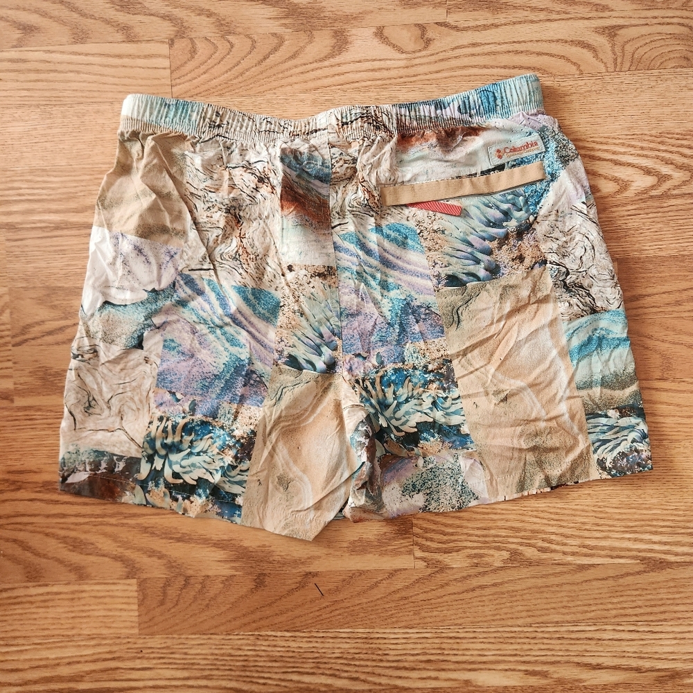 Euc Columbia Multicolor Patterned Cargo Shorts - image 5